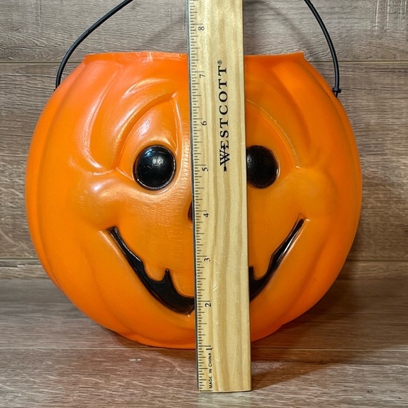 Vintage Halloween Blow Mold General Foam Pumpkin Jack O Lantern Candy Bucket - Picture 6 of 10